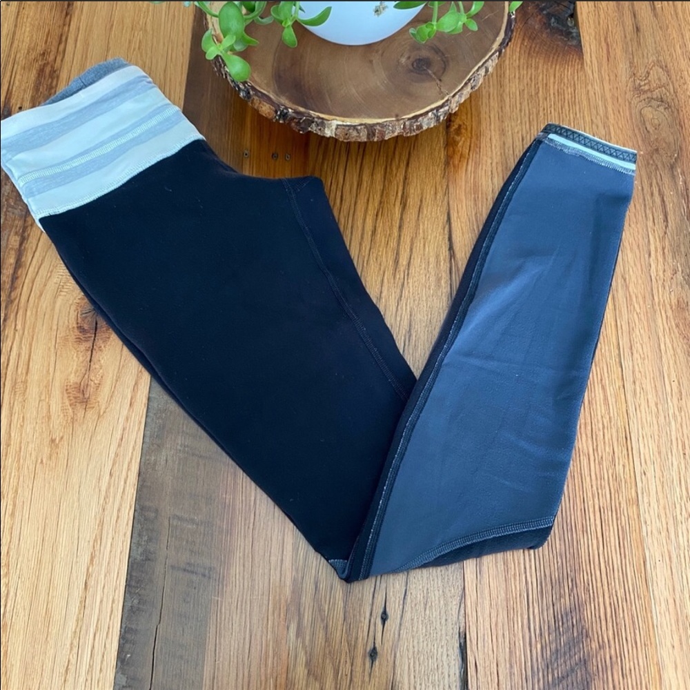 Lululemon Grey and Black Reversible Leggings